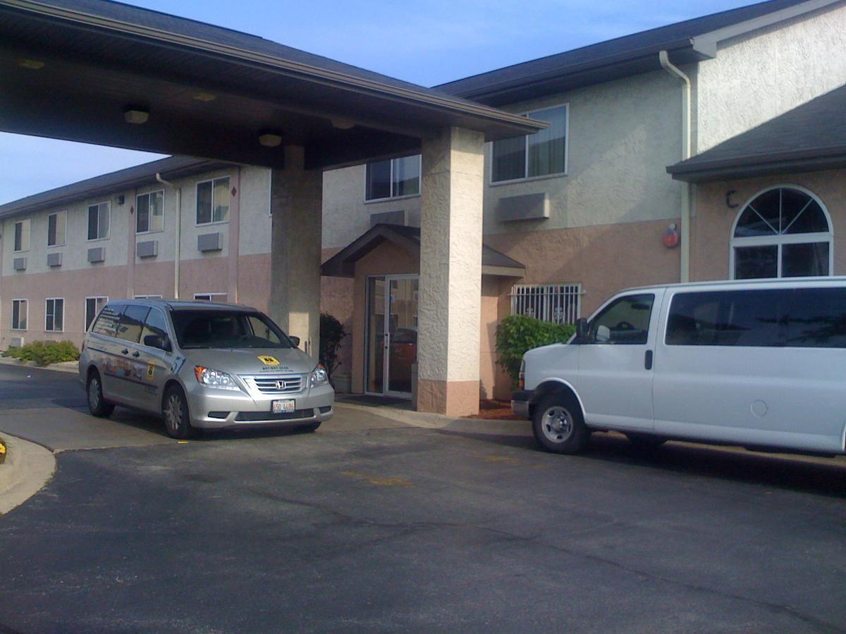 Hotel Super 8 By Wyndham Chicago O'Hare Airport Elk Grove Village Exteriér fotografie